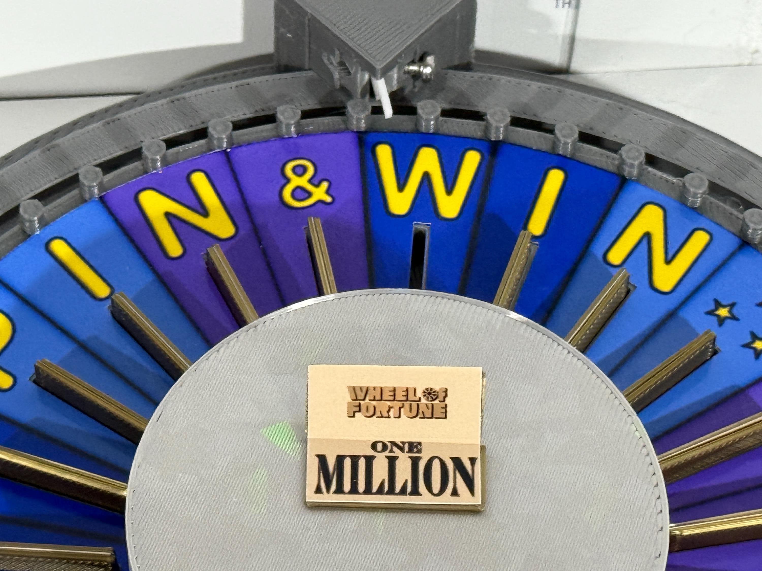 2025 Wheel of Fortune Bonus Round Wheel Spinner with Round Base – 3D Printed